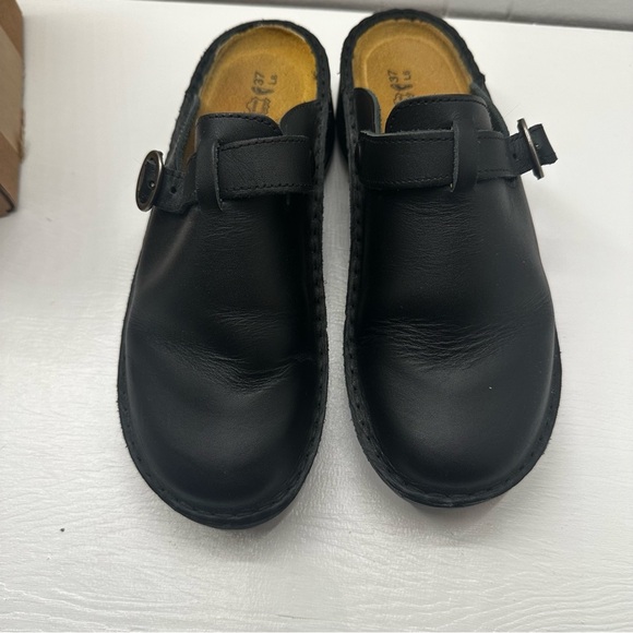 NAOT Shoes Mule Clogs Womens Size US 6.5 EU 37 Black Leather Slip On Round Toe - Picture 8 of 9